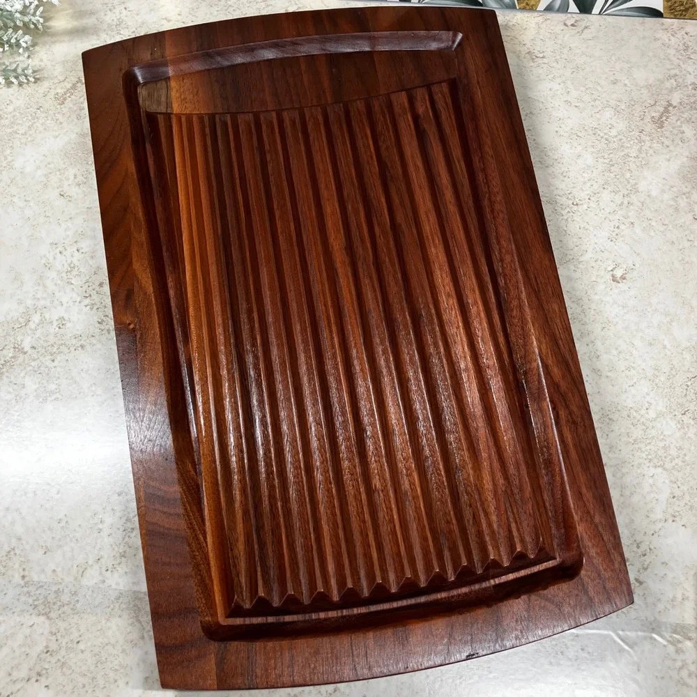 Carvel Hall Carving Board Solid Walnut 17.5x10.5 Brown Vintage Juice Grooves